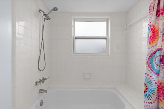 11368 93 Rd St, House other with 3 bedrooms, 2 bathrooms and null parking in LARGO FL | Image 29