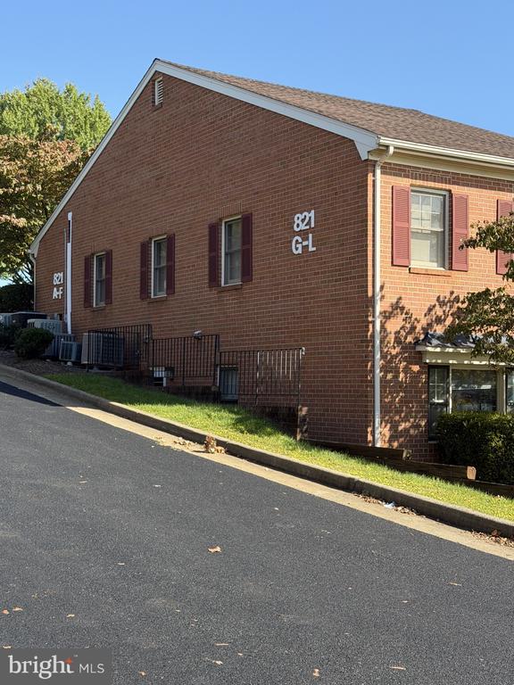 Commercial Lease in LEESBURG 4