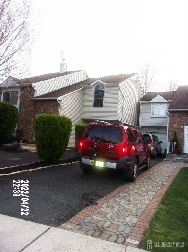 29 Jeffrey Cir, House other with 4 bedrooms, 3 bathrooms and null parking in Dayton NJ | Image 7