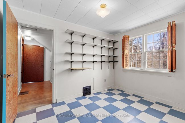 344 Vancouver St, House other with 3 bedrooms, 2 bathrooms and 6 parking in London ON | Image 21