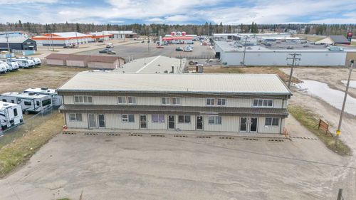 {{alt}} | Card Image