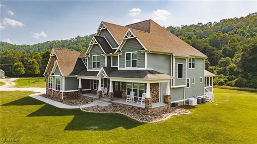 318 Emma Ln, Mineral Wells, WV, 26150-8237 | Card Image