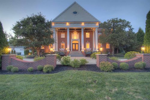 114 W Maple Ave, Ft Mitchell, KY, 41011-2649 | Card Image