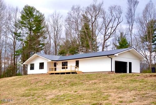 256 William Hawkins Ln, Mountain City, TN, 37683-6170 | Card Image