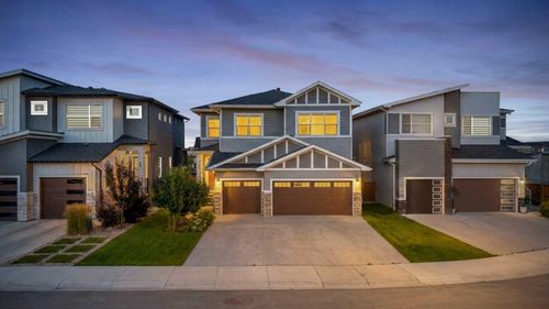 47 Waterford Hts, House with 7 bedrooms, 5 bathrooms and 6 parking in Chestermere AB | Card Image