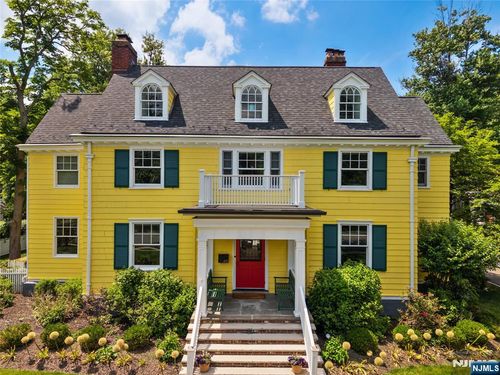 48 Edgemont Rd, Montclair, NJ, 07042-2305 | Card Image