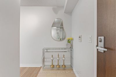 2710 - 19 Grand Trunk Cres, Condo with 2 bedrooms, 2 bathrooms and 1 parking in Toronto ON | Image 2