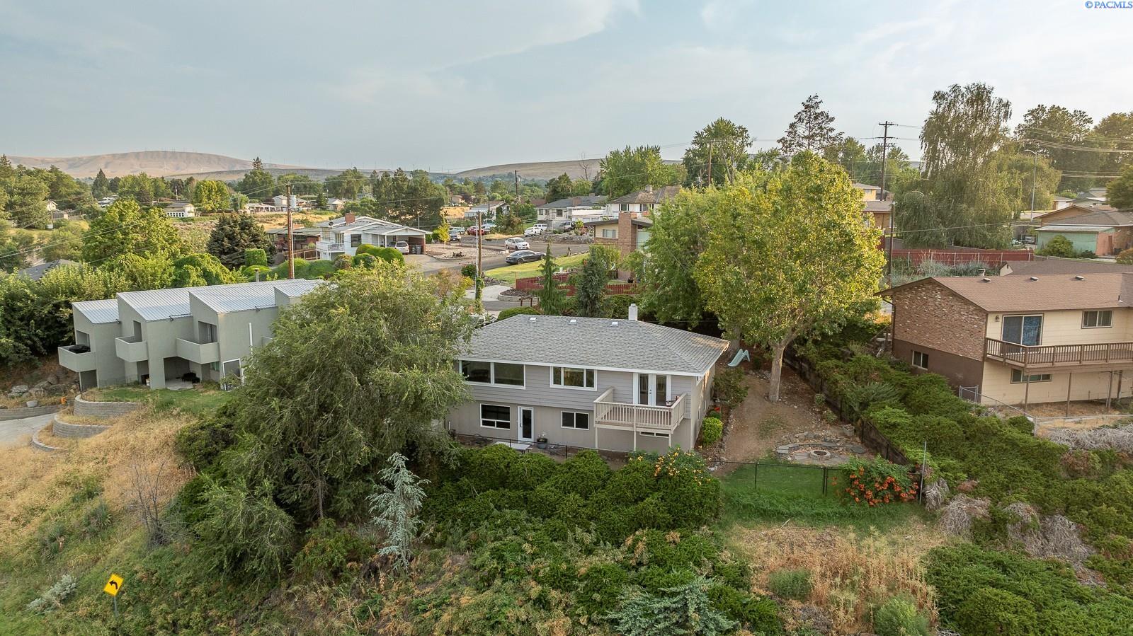 Cascade Pl, Kennewick, WA 99337