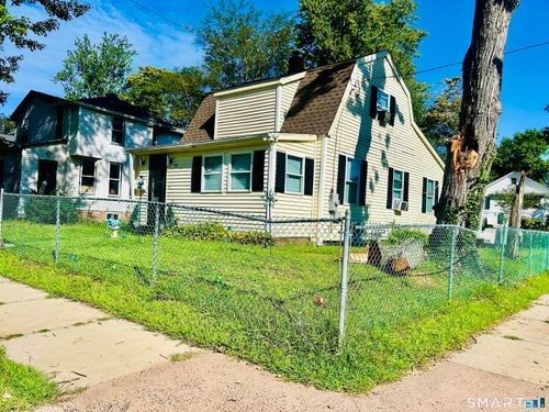 2 Simpson Street, Hartford, CT, 06112 | Card Image
