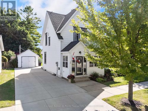 131 Warren St, Goderich, ON, N7A3W5 | Card Image