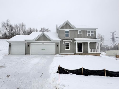 5949 Valley Point Dr Se, Caledonia, MI, 49316-5801 | Card Image