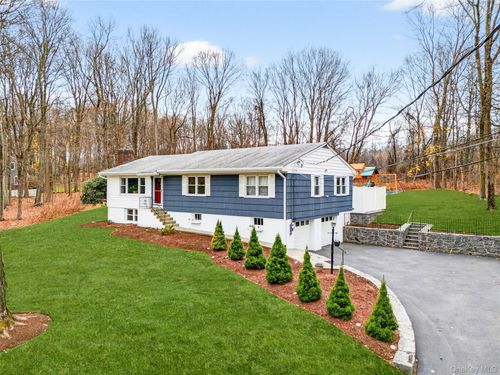 6 Ichabod Ln, Ossining, NY, 10562-2202 | Card Image