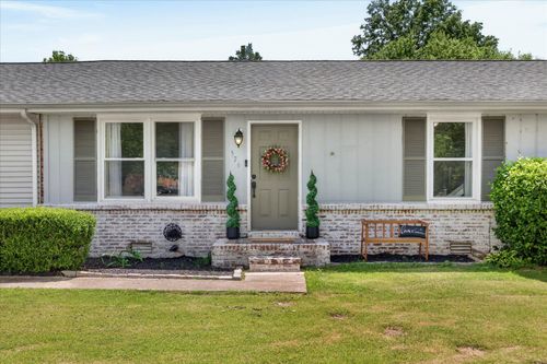576 Cynthia Dr, Clarksville, TN, 37042-3853 | Card Image