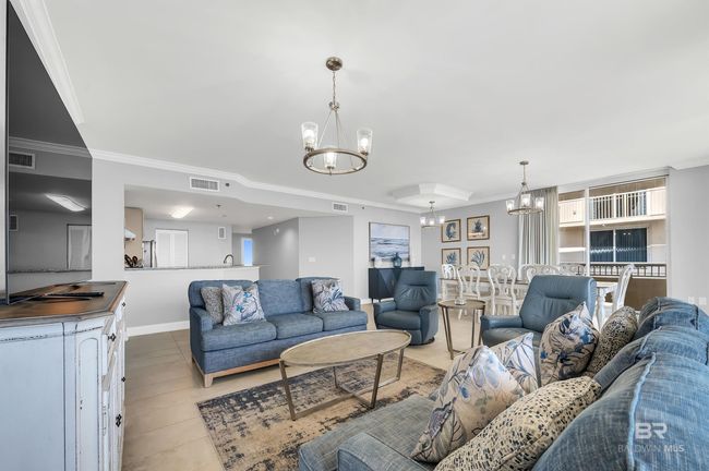Living Room | Image 4