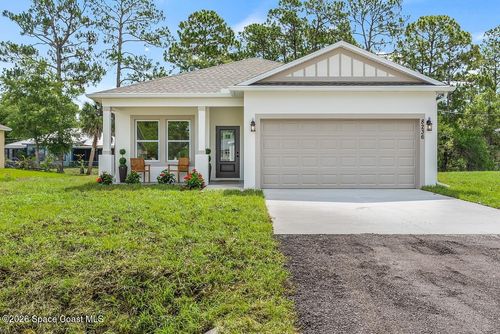 8236 104th Court, Vero Beach, FL, 32967 | Card Image