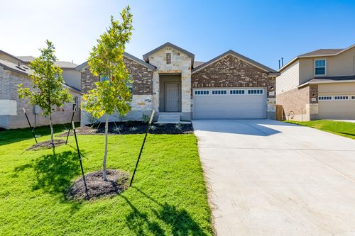 152 Maya Cama Loop, San Marcos, TX, 78666-5821 | Card Image