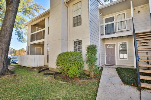 apt-97-17401 Red Oak Dr, Houston, TX, 77090-1262 | Card Image