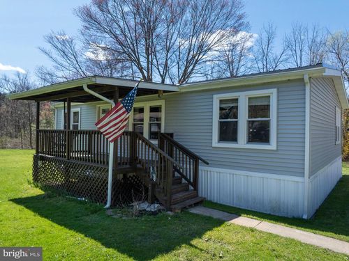 282 Circle Rd, BELLEFONTE, PA, 16823-4101 | Card Image