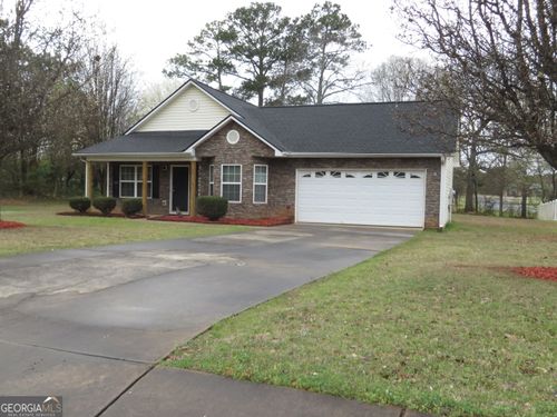 105 Whistle Way, Locust Grove, GA, 30248-2066 | Card Image