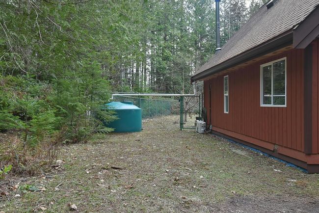 4644 Irvines Landing Road, House other with 3 bedrooms, 2 bathrooms and 6 parking in Pender Harbour BC | Image 19
