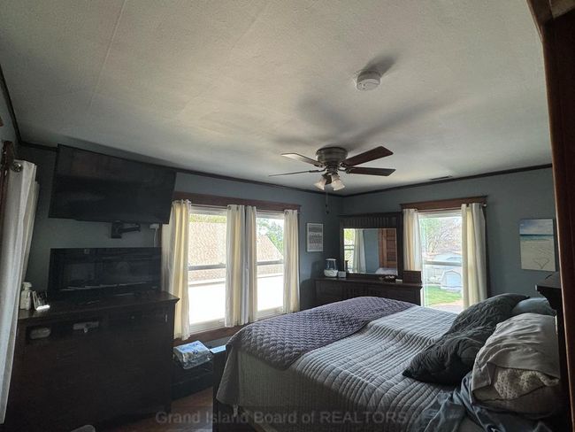 201 E Pine St, House other with 5 bedrooms, 2 bathrooms and 4 parking in Doniphan NE | Image 16