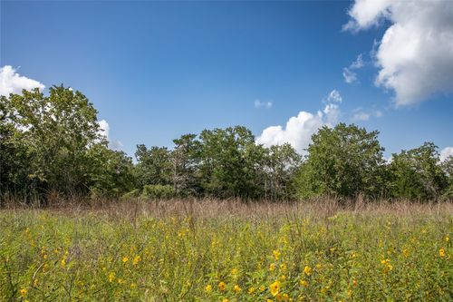 4105 Lomax Harmel Rd, Carmine, TX, 78932-5192 | Card Image