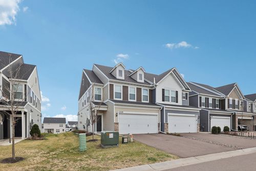 11329 Brookview Rd, Woodbury, MN, 55129-5535 | Card Image