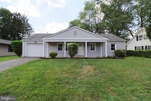 57 East Ln, Willingboro, NJ, 08046-2251 | Card Image