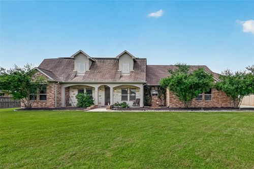 15648 Connie Ln, Montgomery, TX, 77316-9440 | Card Image