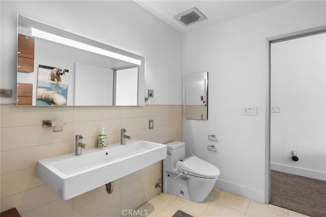 UNIT-404 - 6735 Yucca St, Condo with 2 bedrooms, 3 bathrooms and 2 parking in Hollywood CA | Image 29