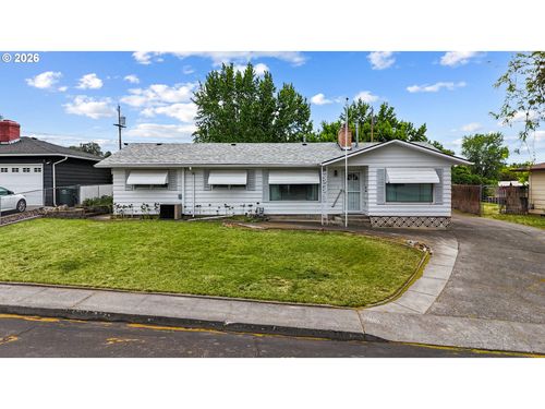 3218 Sw Isaac Ave, Pendleton, OR, 97801-3633 | Card Image