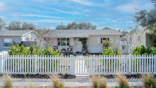 842 53rd Terrace N, ST PETERSBURG, FL, 33703 | Card Image