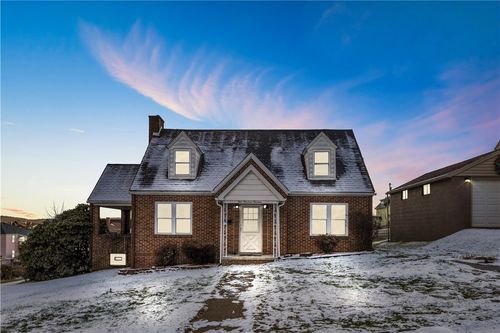 114 S 8th St, Youngwood, PA, 15697-1241 | Card Image