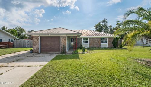 1607 New Hampshire Ave, Lynn Haven, FL, 32444-3527 | Card Image