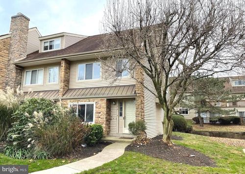 214-214 Carriage Ct, CHESTERBROOK, PA, 19087-5528 | Card Image