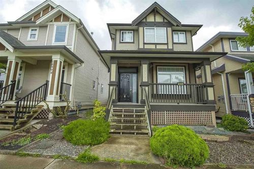 18990 72 Ave, Surrey, BC, V4N0A7 | Card Image