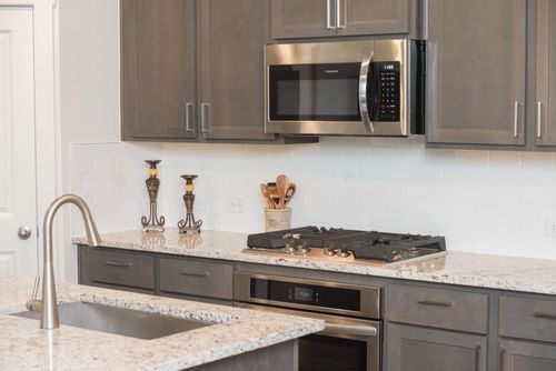 6121 Baritone Ct, Sachse, TX, 75048-4905 | Card Image