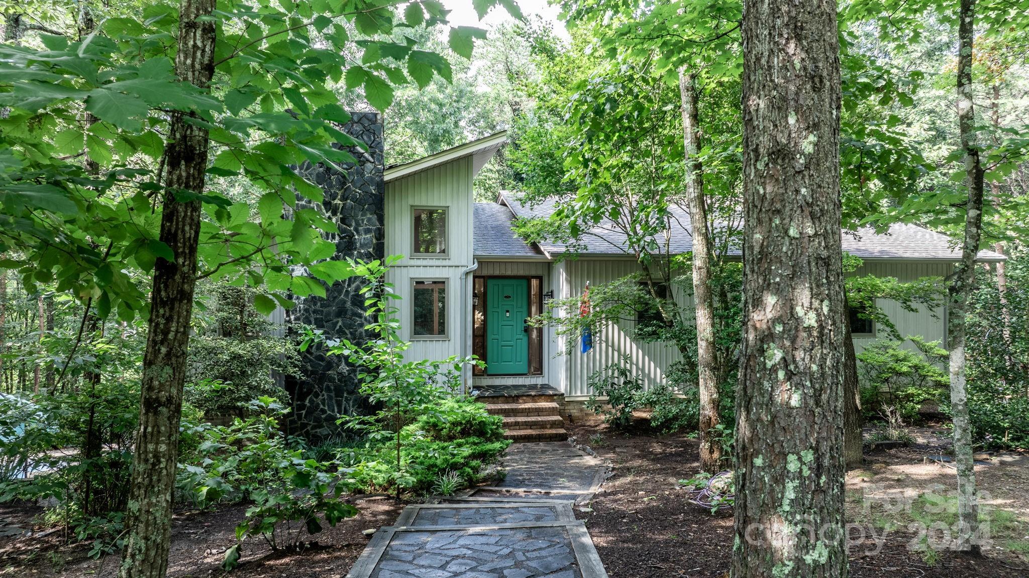 Shadowfax Wynd , Hickory, NC 28602