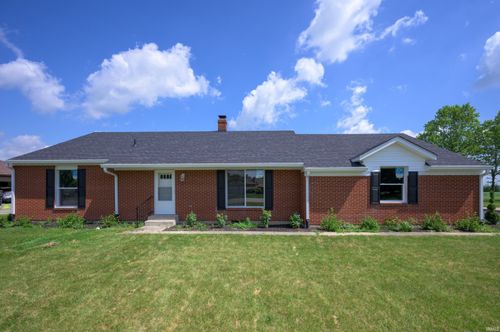 384 Chatham Ct, Union City, IN, 47390-1036 | Card Image