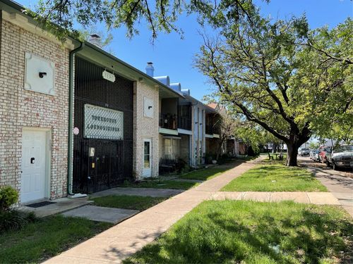 apt-206-3420 Hidalgo Dr, Dallas, TX, 75220-3507 | Card Image