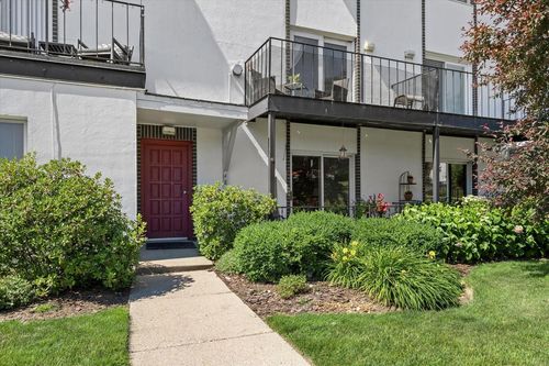 8-4817 5th Avenue, Kenosha, WI, 53140 | Card Image