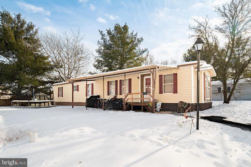 138 Meadowview Dr, DOVER, PA, 17315-3083 | Card Image