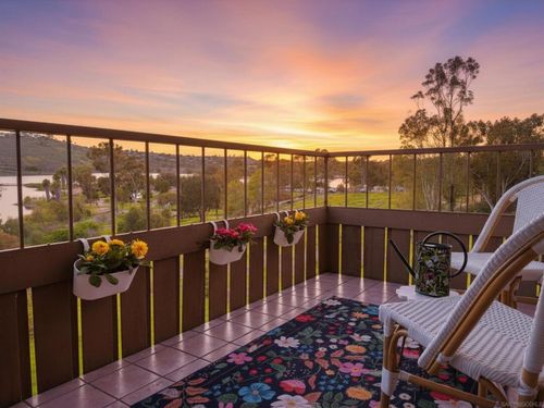 unit-325-5704 Baltimore Dr, La Mesa, CA, 91942-1658 | Card Image