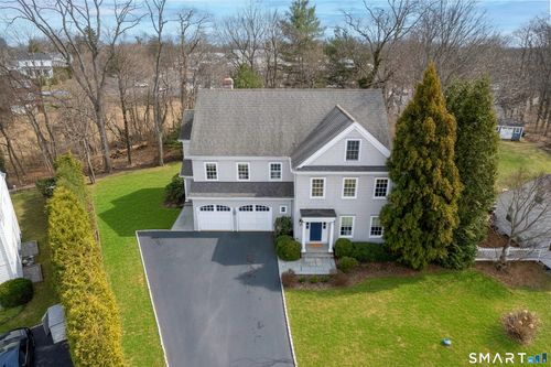 25 Patricia Ln, Darien, CT, 06820-5228 | Card Image