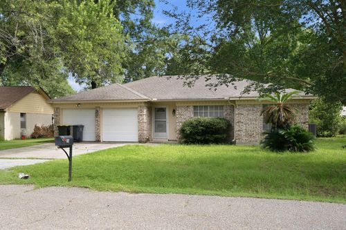 107 Montrose Cir, Conroe, TX, 77301-4542 | Card Image