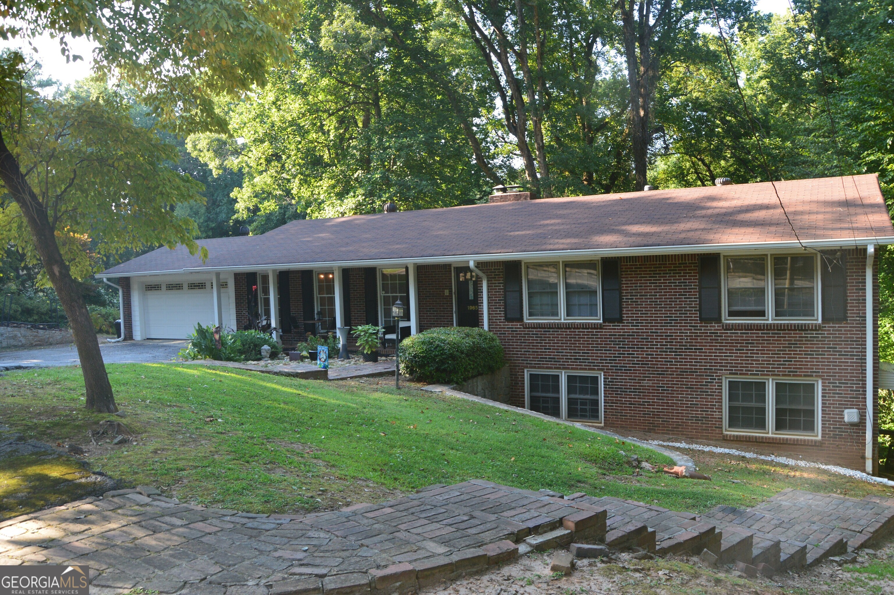 Lyle Ave, Atlanta, GA 30337