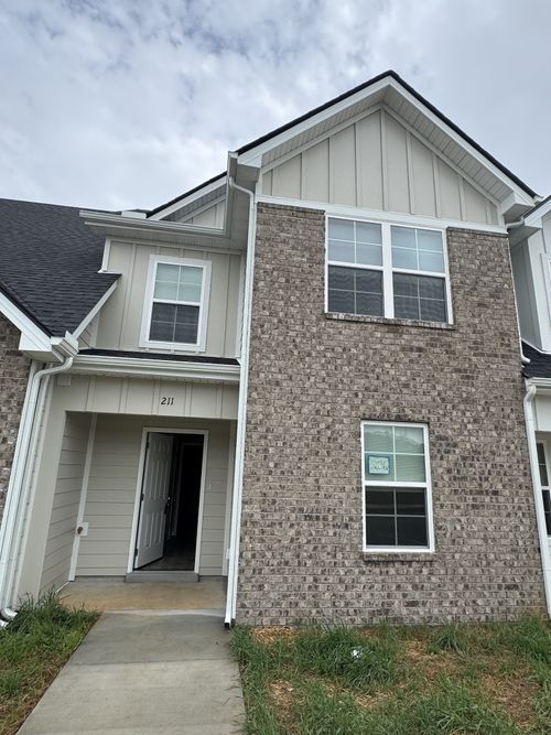 211 Mountaindale Dr, Smyrna, TN, 37167 | Card Image