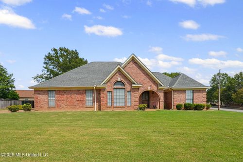 1130 Wind Rush Dr, Hernando, MS, 38632-4522 | Card Image