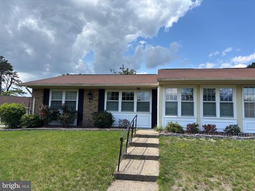 a-8 Edinburgh Ln, MANCHESTER TOWNSHIP, NJ, 08759 | Card Image
