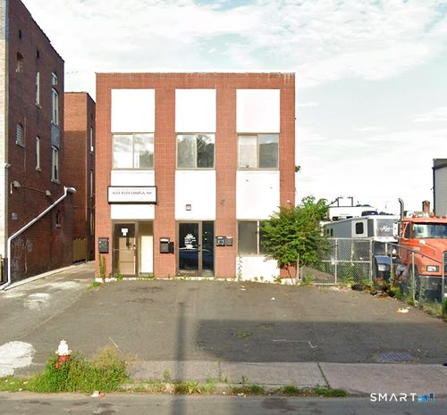461 Wethersfield Ave, Hartford, CT, 06114-1933 | Card Image